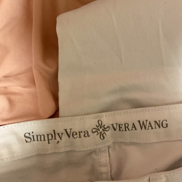 I don’t wear them - Picture 3 of 4